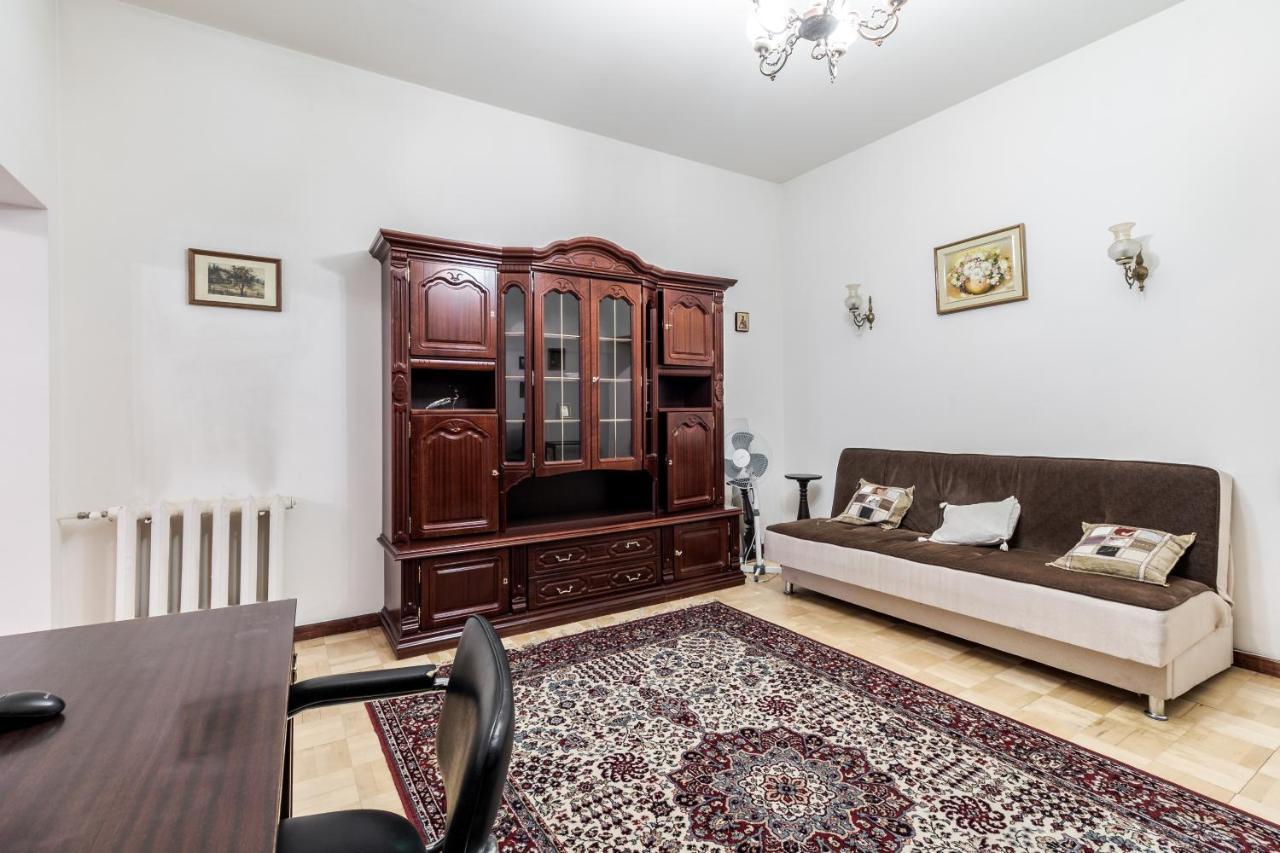 Doroshenka Antique Apartment ลวีฟ ภายนอก รูปภาพ