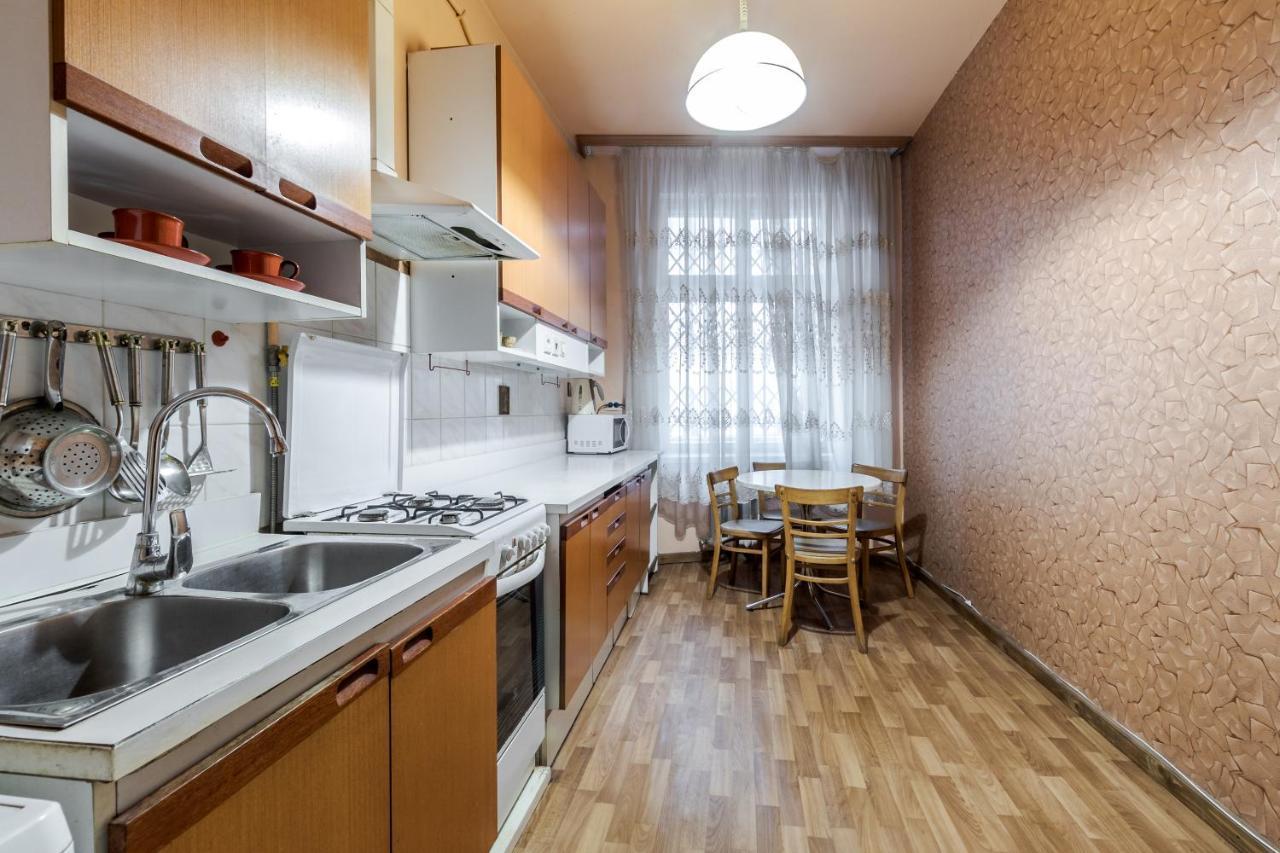 Doroshenka Antique Apartment ลวีฟ ภายนอก รูปภาพ
